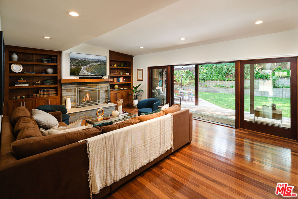 1530 Lancashire Street