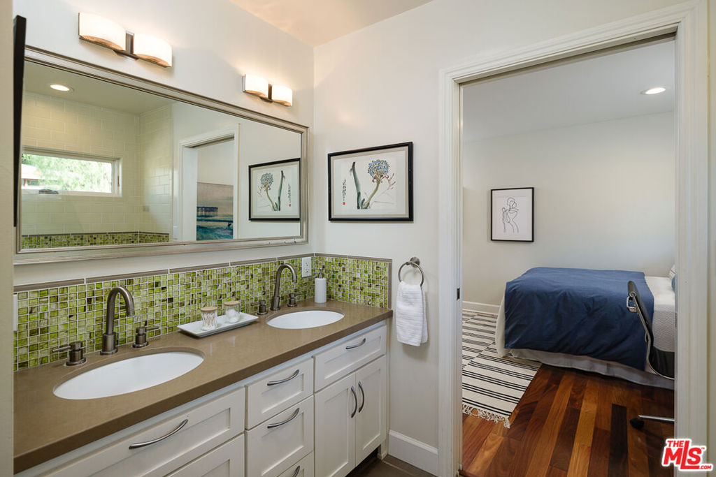 1530 Lancashire Street