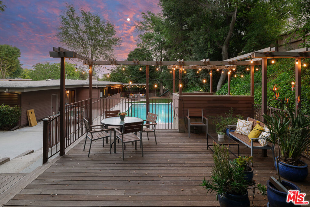 1530 Lancashire Street