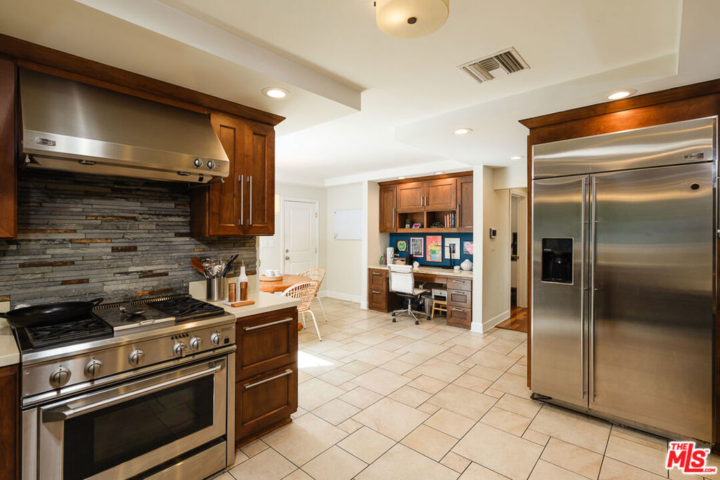 1530 Lancashire Street