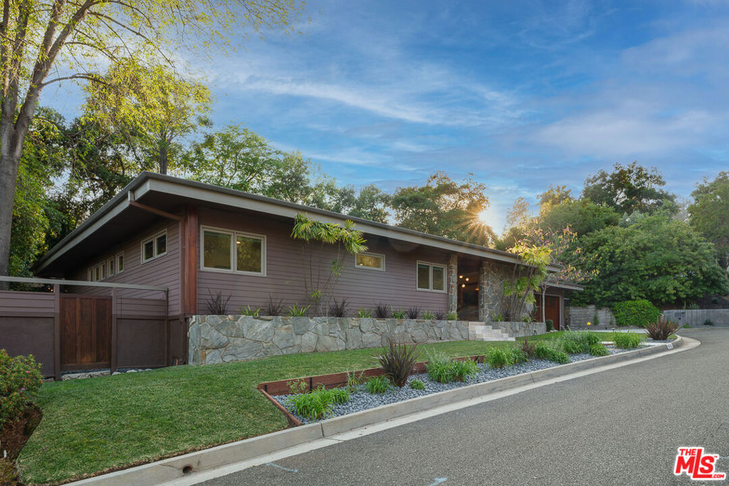 1530 Lancashire Street