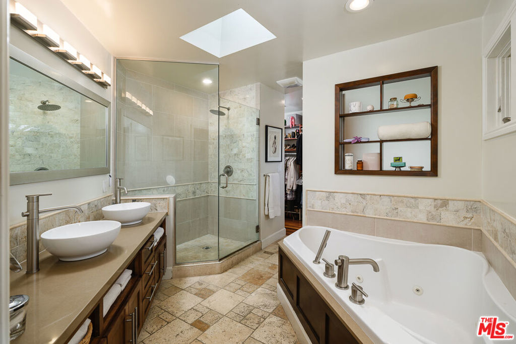 1530 Lancashire Street