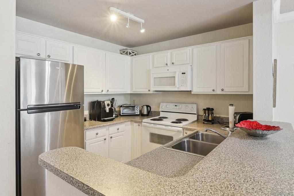 3520 Lebon Dr. 5223