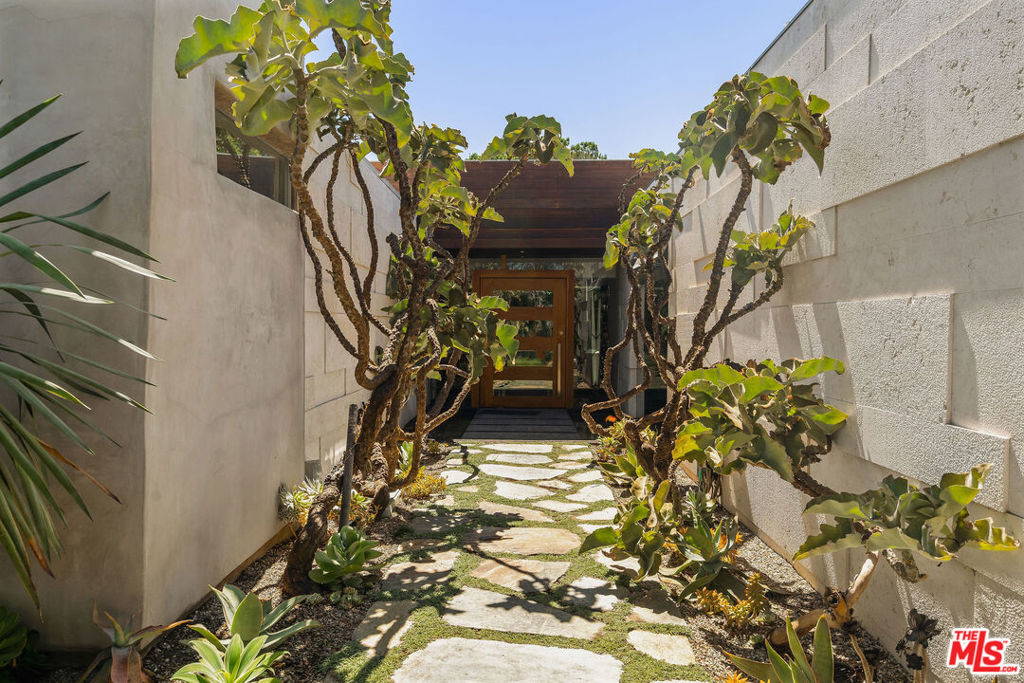 2361 Hercules Drive