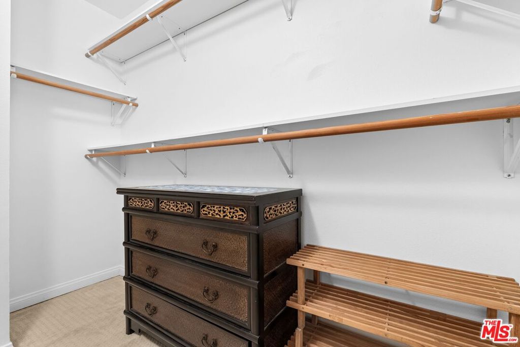 388 E Ocean Boulevard 408