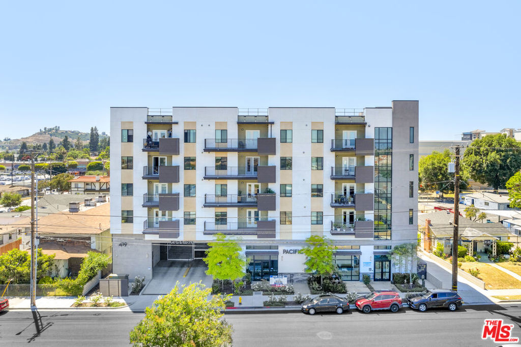 419 N Chandler Avenue 518