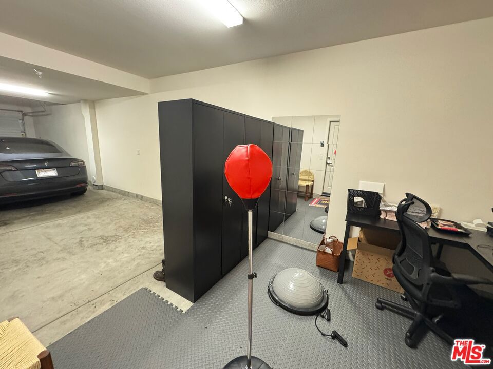 11338 Valley C