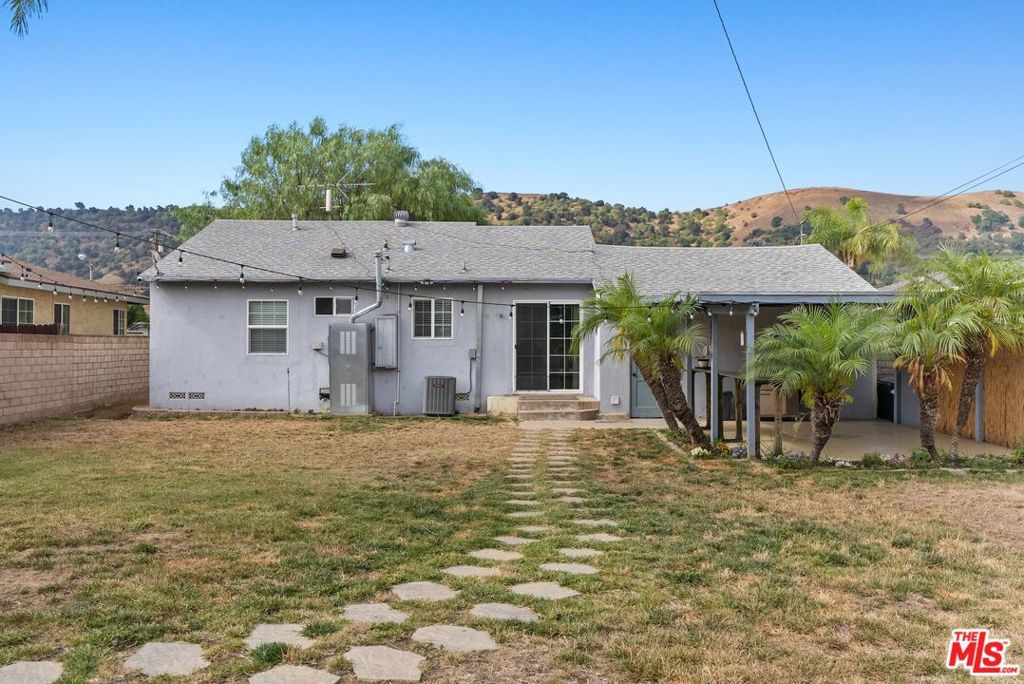 1869 Fleming Street