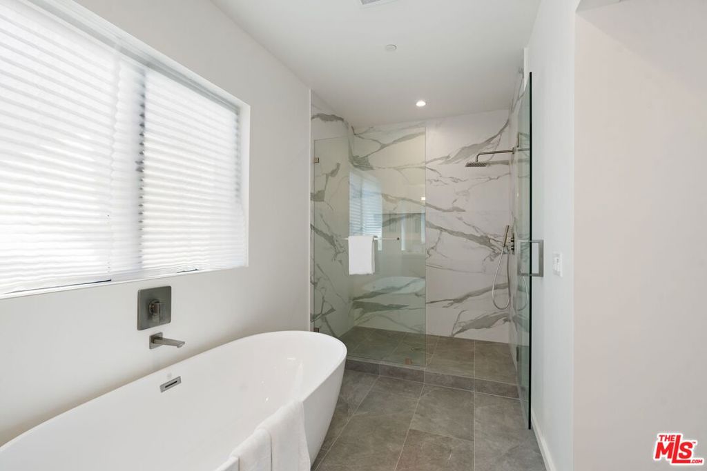 12614 Venice Boulevard