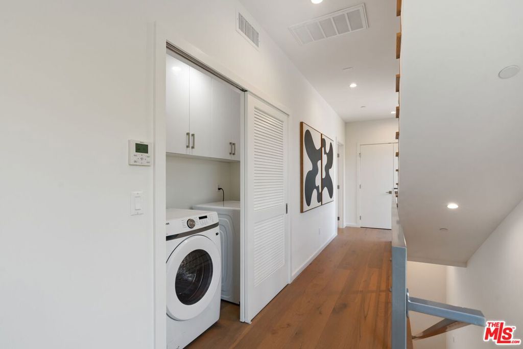 12614 Venice Boulevard