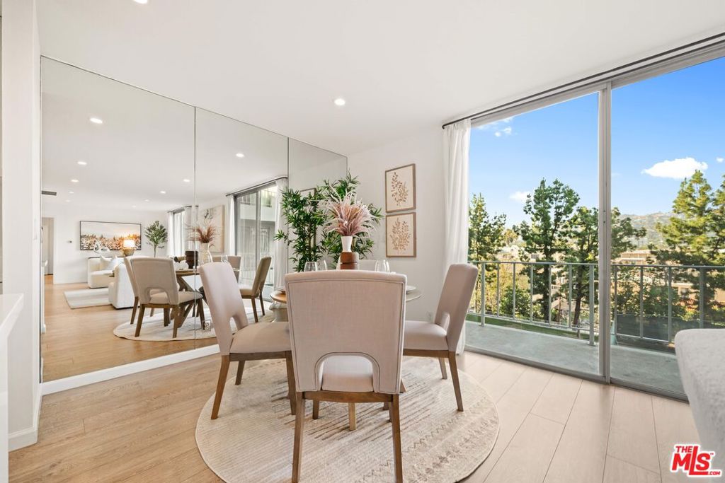 100 S Doheny Drive 514