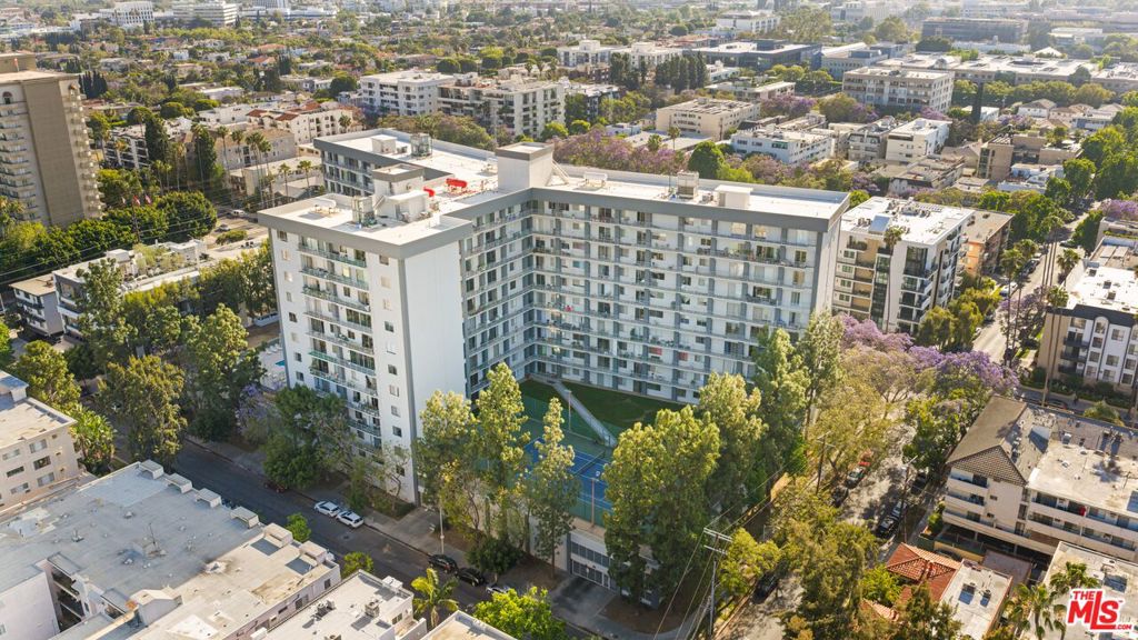 100 S Doheny Drive 514