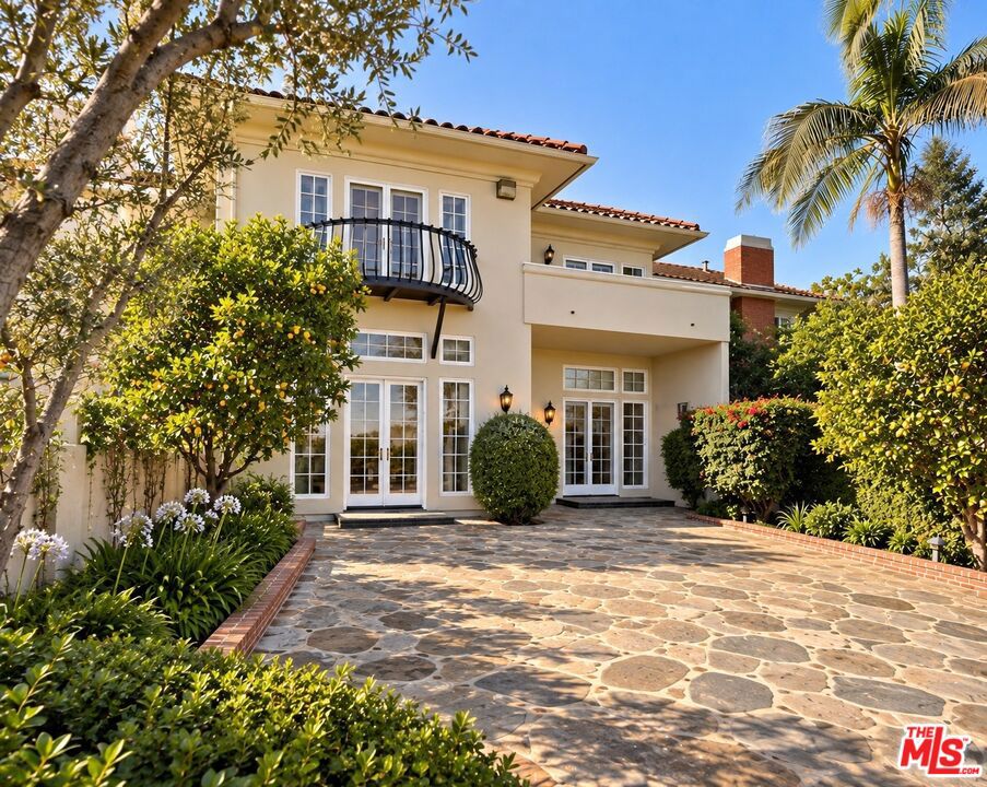 2282 Canyonback Road