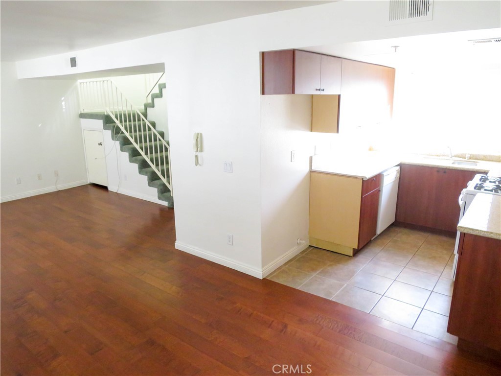 414 S Santa Anita Avenue 7
