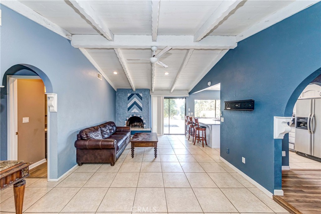 6688 Orangewood Road