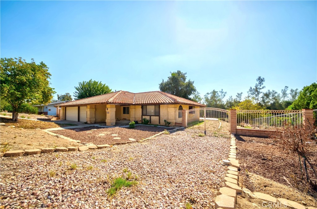 6688 Orangewood Road