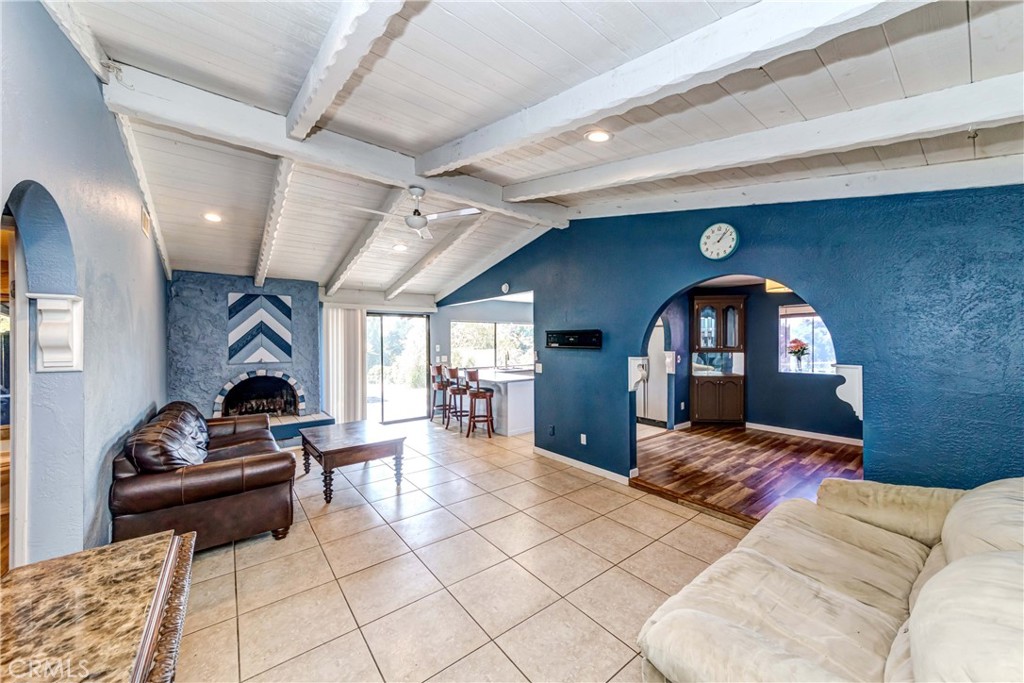 6688 Orangewood Road