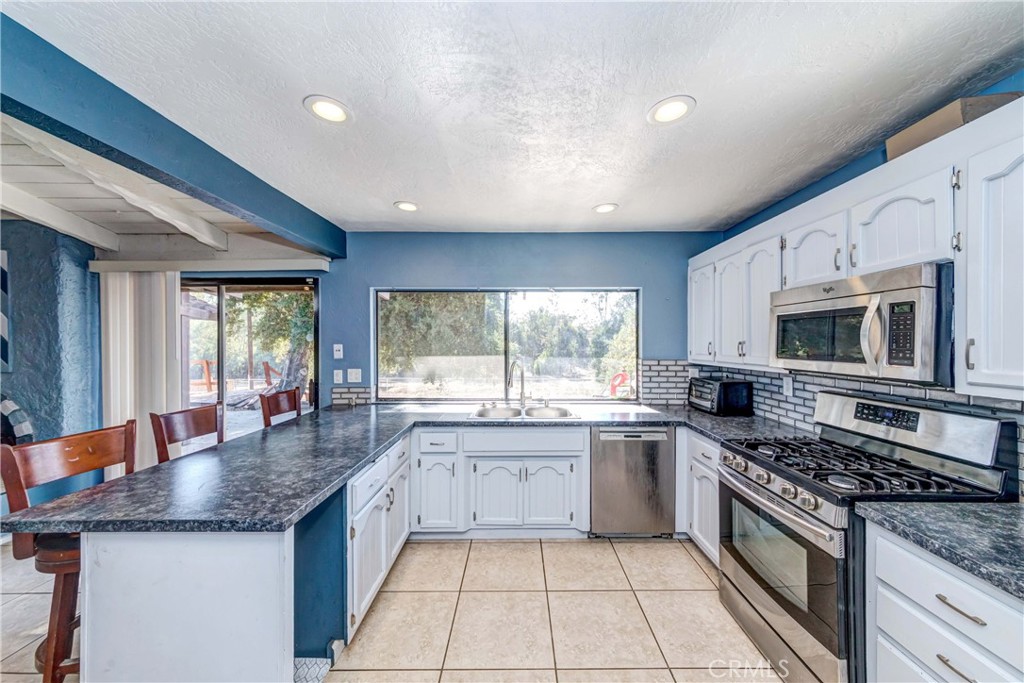 6688 Orangewood Road