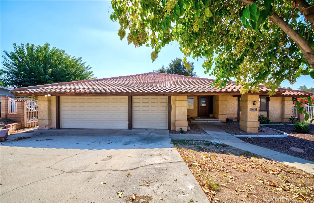 6688 Orangewood Road