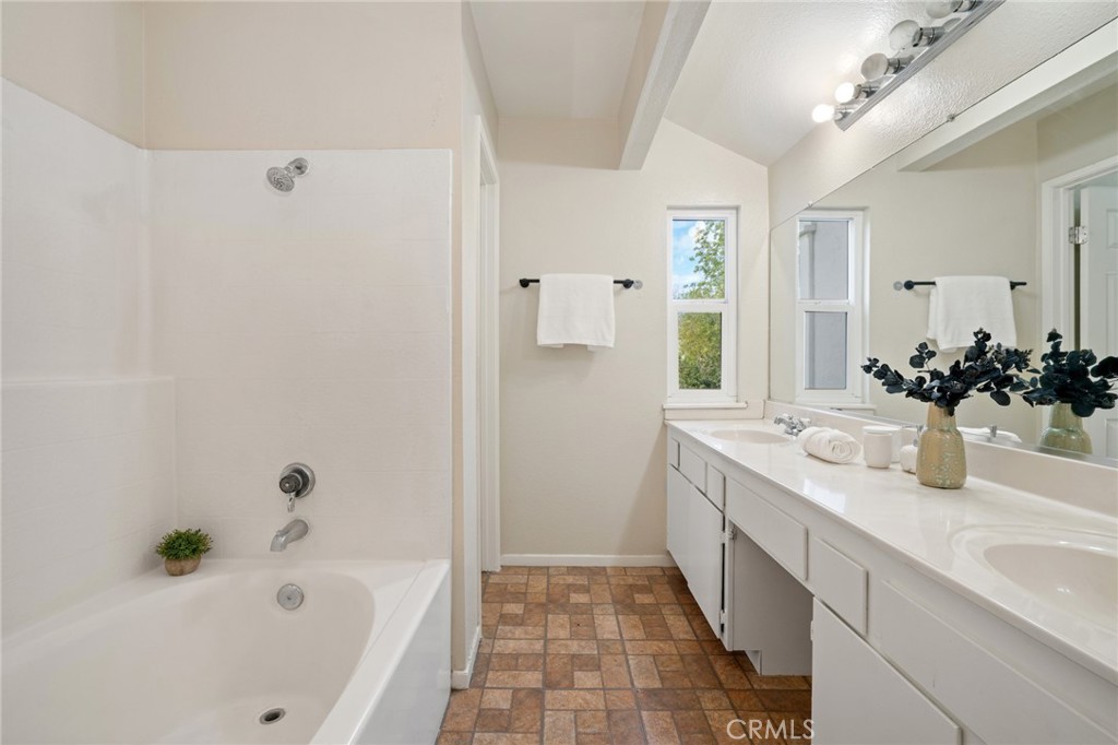 10140 Shinon Drive