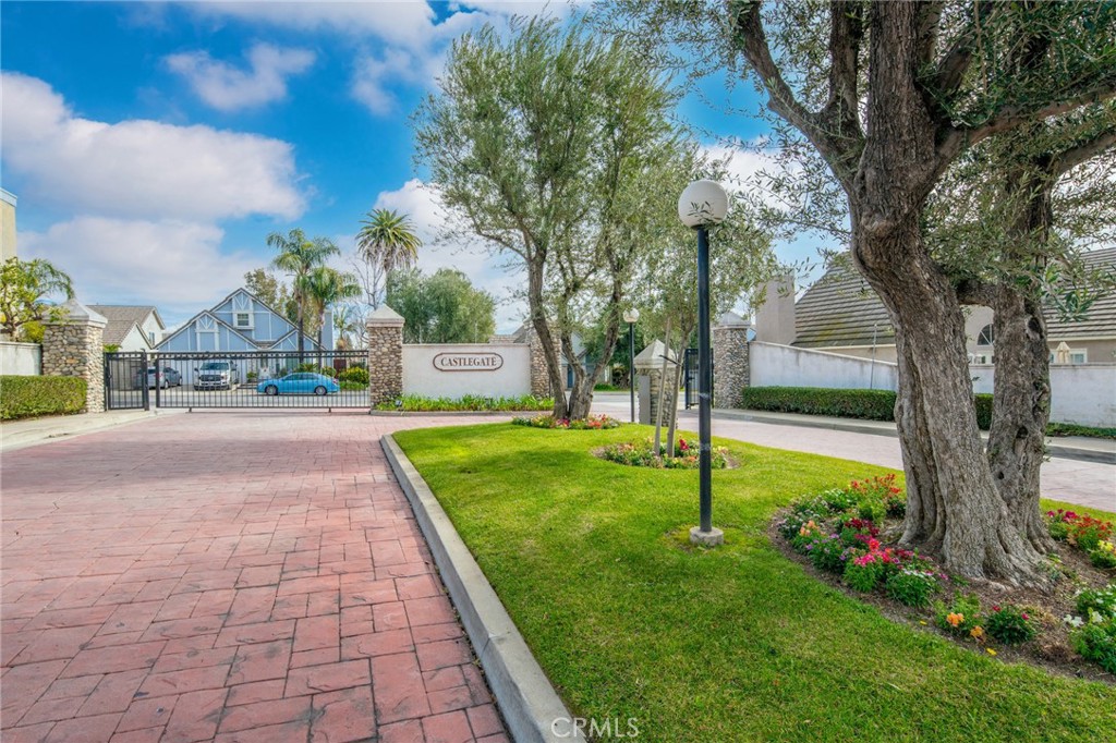 10140 Shinon Drive