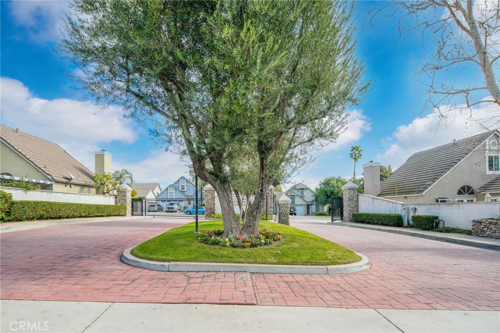 10140 Shinon Drive