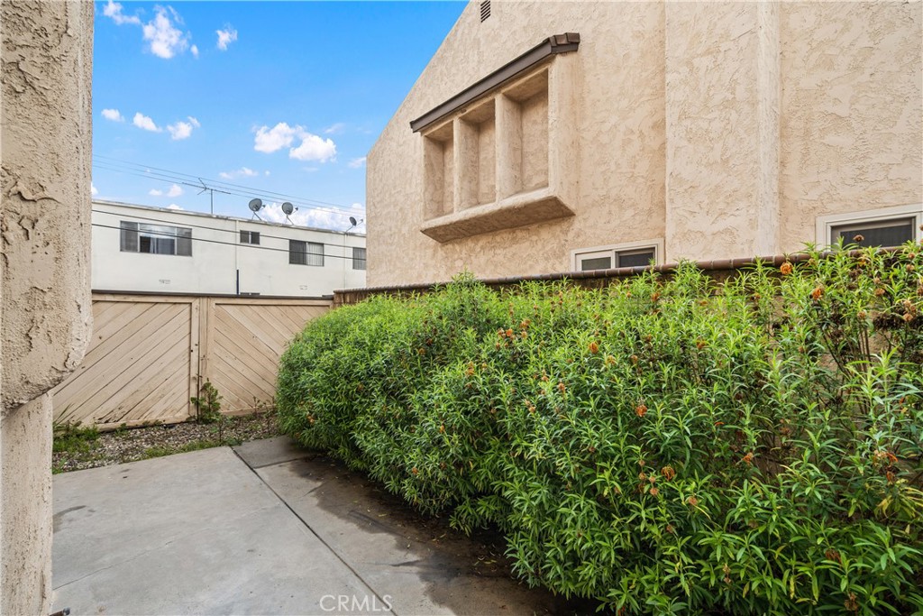 435 Fairview Avenue 7