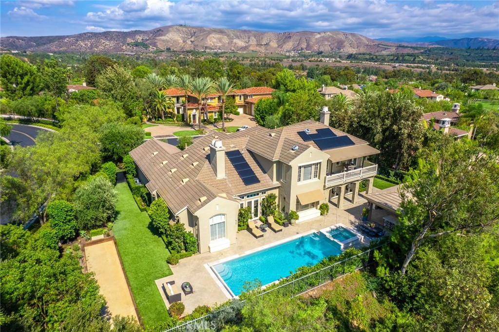 2440 Bronzewood Drive