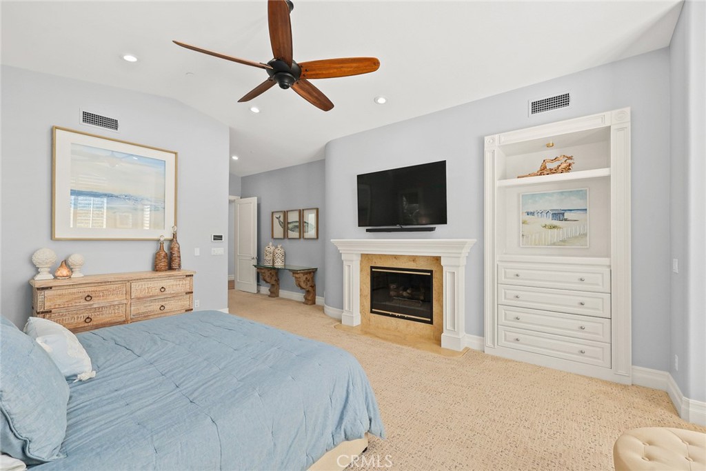 2440 Bronzewood Drive