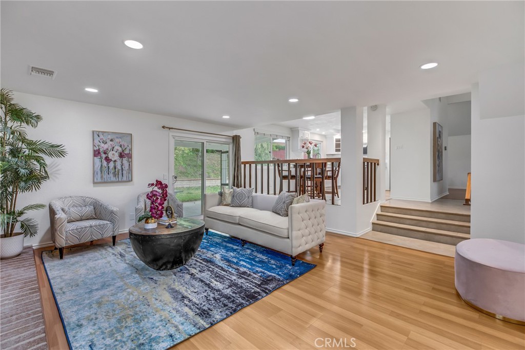 12 Old Wood Road