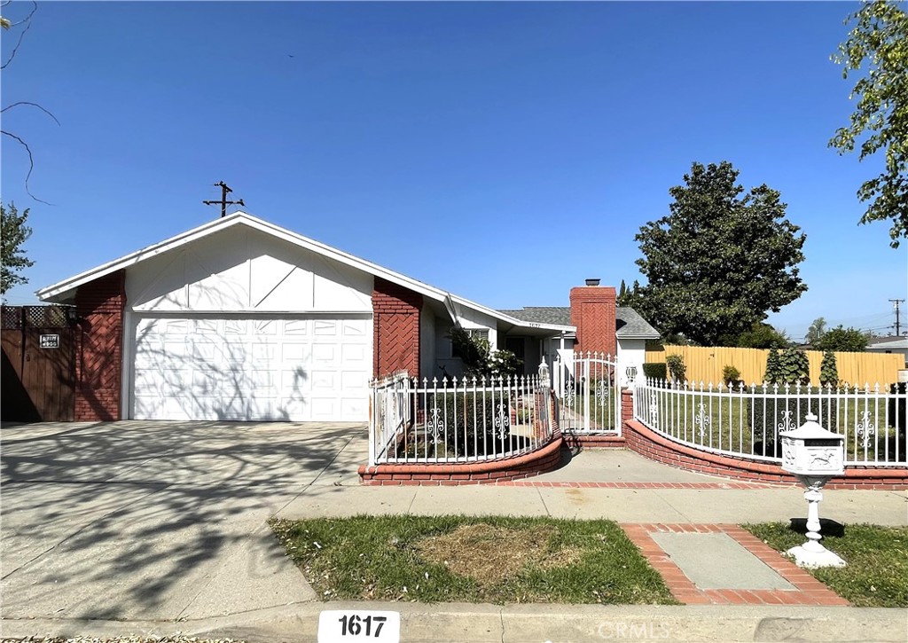 1617 W Delhaven Street