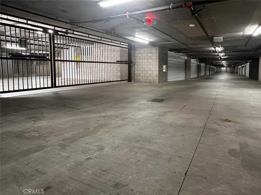 168 S Sierra Madre Boulevard 206