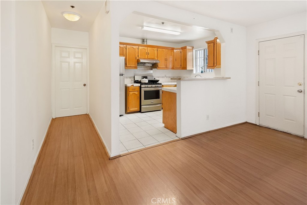 915 South Atlantic Boulevard