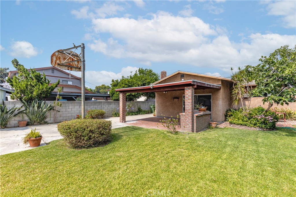 2422 Delta Avenue