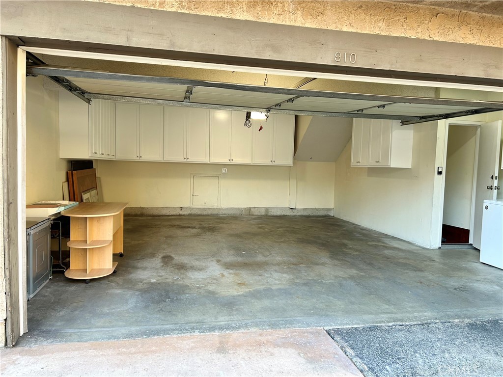 910 Michelle Court