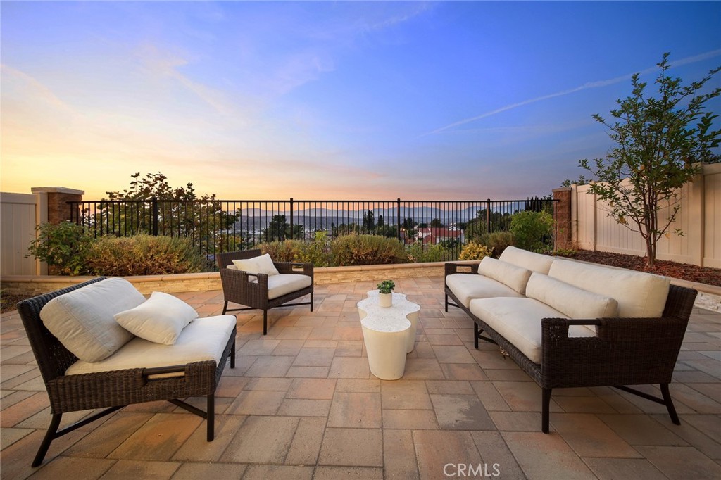 1631 Golden Path Lane