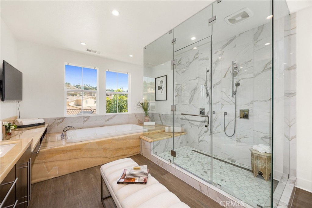 1631 Golden Path Lane