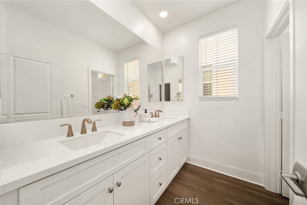 1631 Golden Path Lane