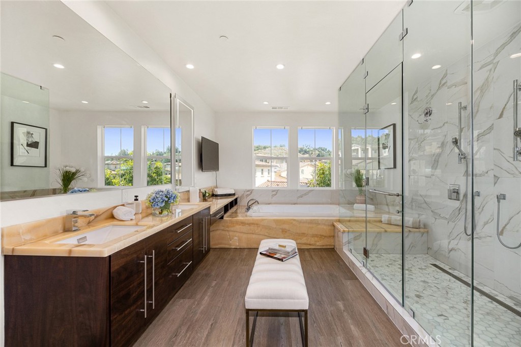 1631 Golden Path Lane