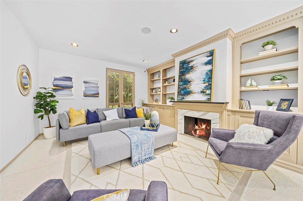 1111 S Orange Grove Boulevard