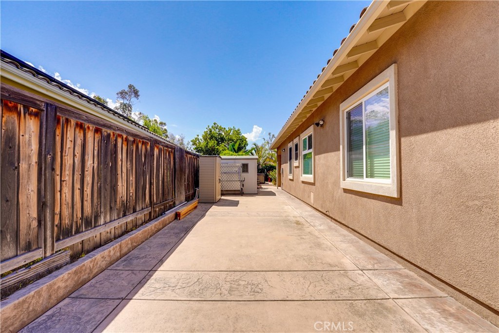 10301 Avenida Magnifica