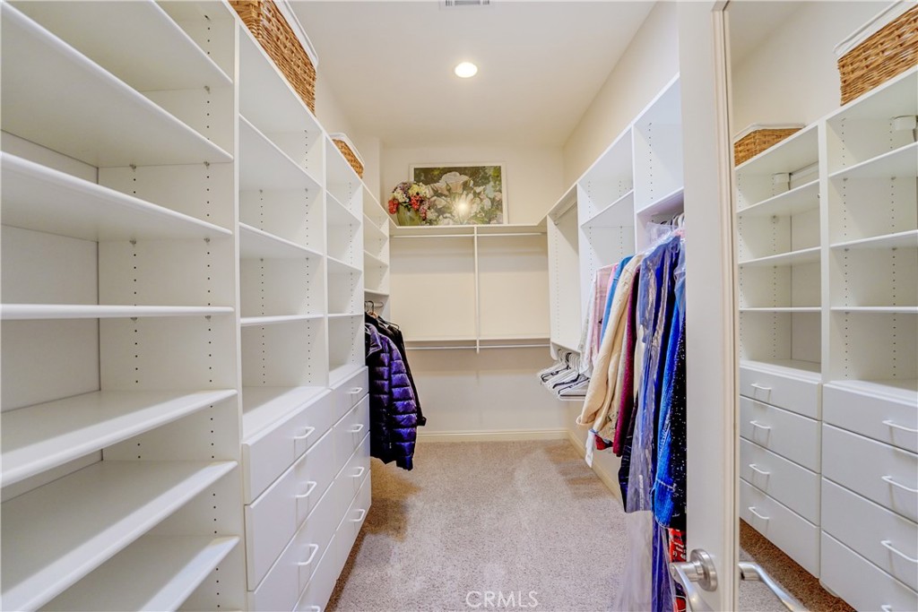 10301 Avenida Magnifica