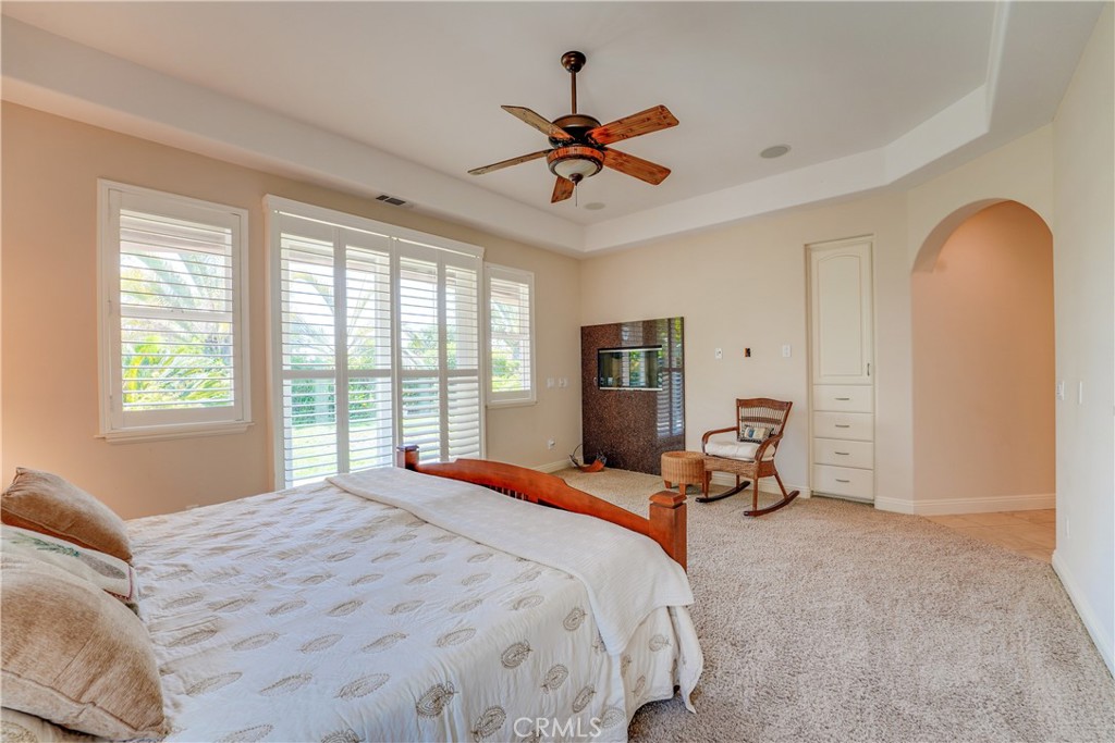 10301 Avenida Magnifica