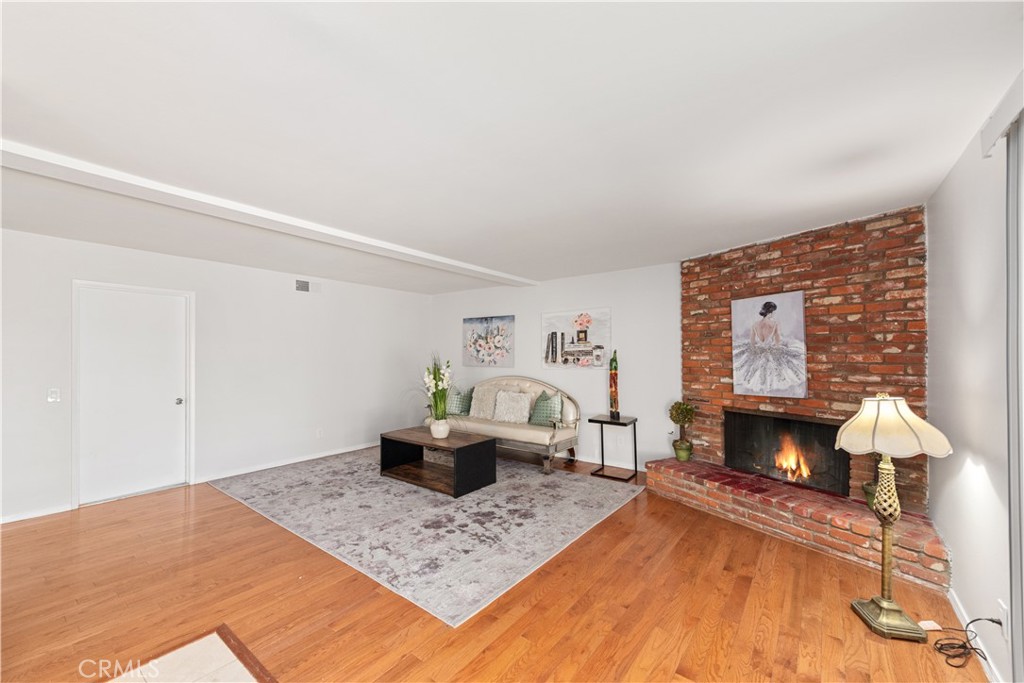 830 W 23rd Street