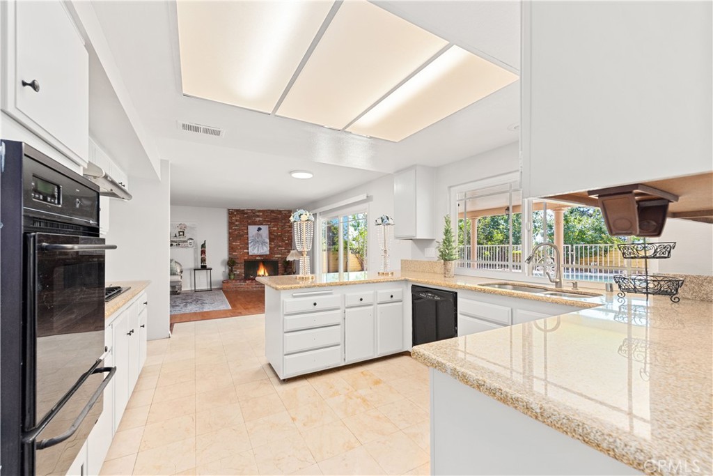 830 W 23rd Street