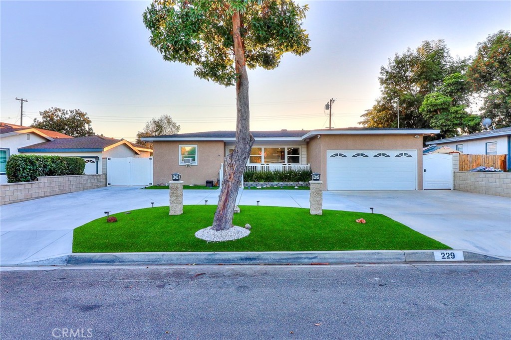 229 S Butterfield Road