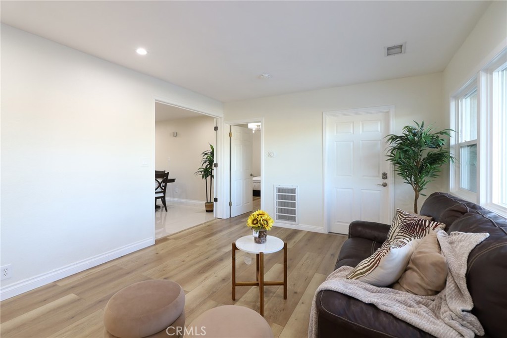 229 S Butterfield Road