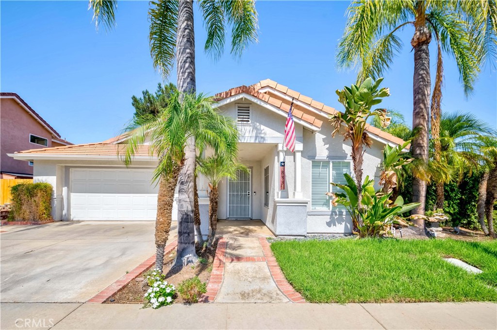 883 Viewpointe Lane