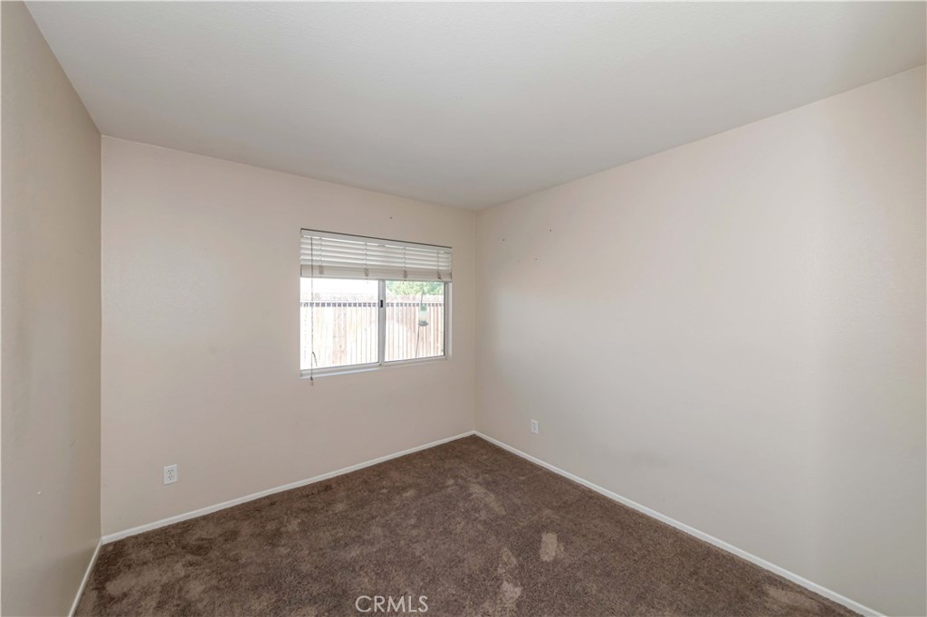 883 Viewpointe Lane