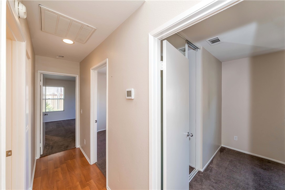 883 Viewpointe Lane